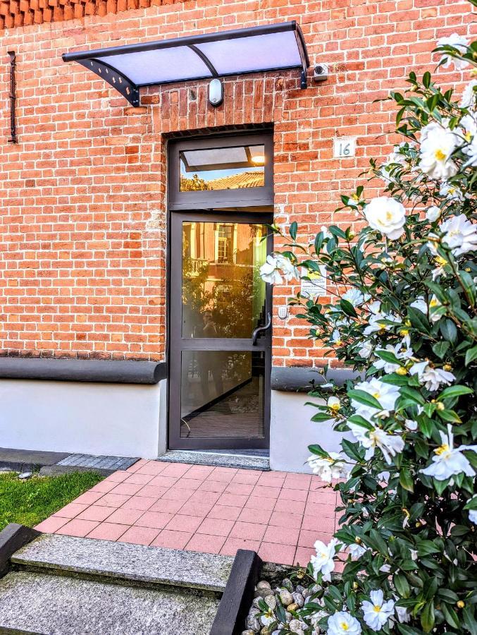 Monza Apartments Luaran gambar